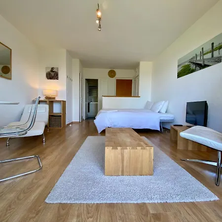 Διαμέρισμα Appartement Au Bord Du Lac Leman *